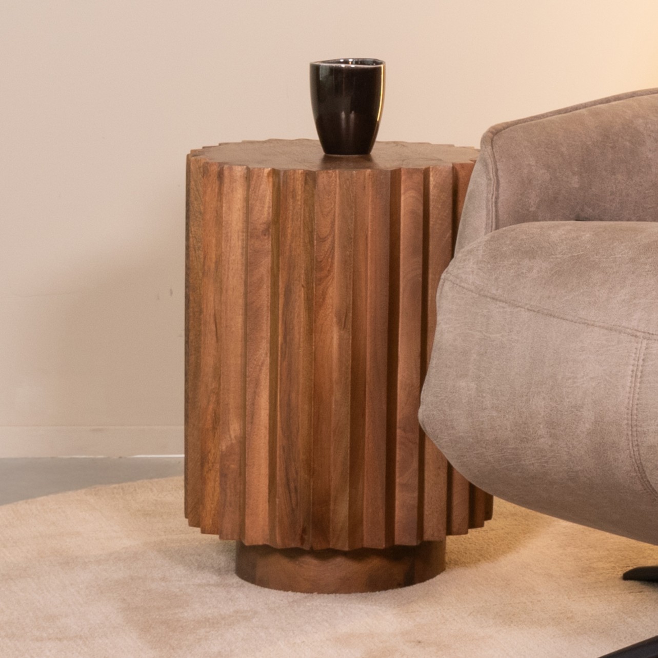 Beistelltische I_Novan - Rund - Nature Smooth - Braun - Mangoholz - Ländlich - LABEL51