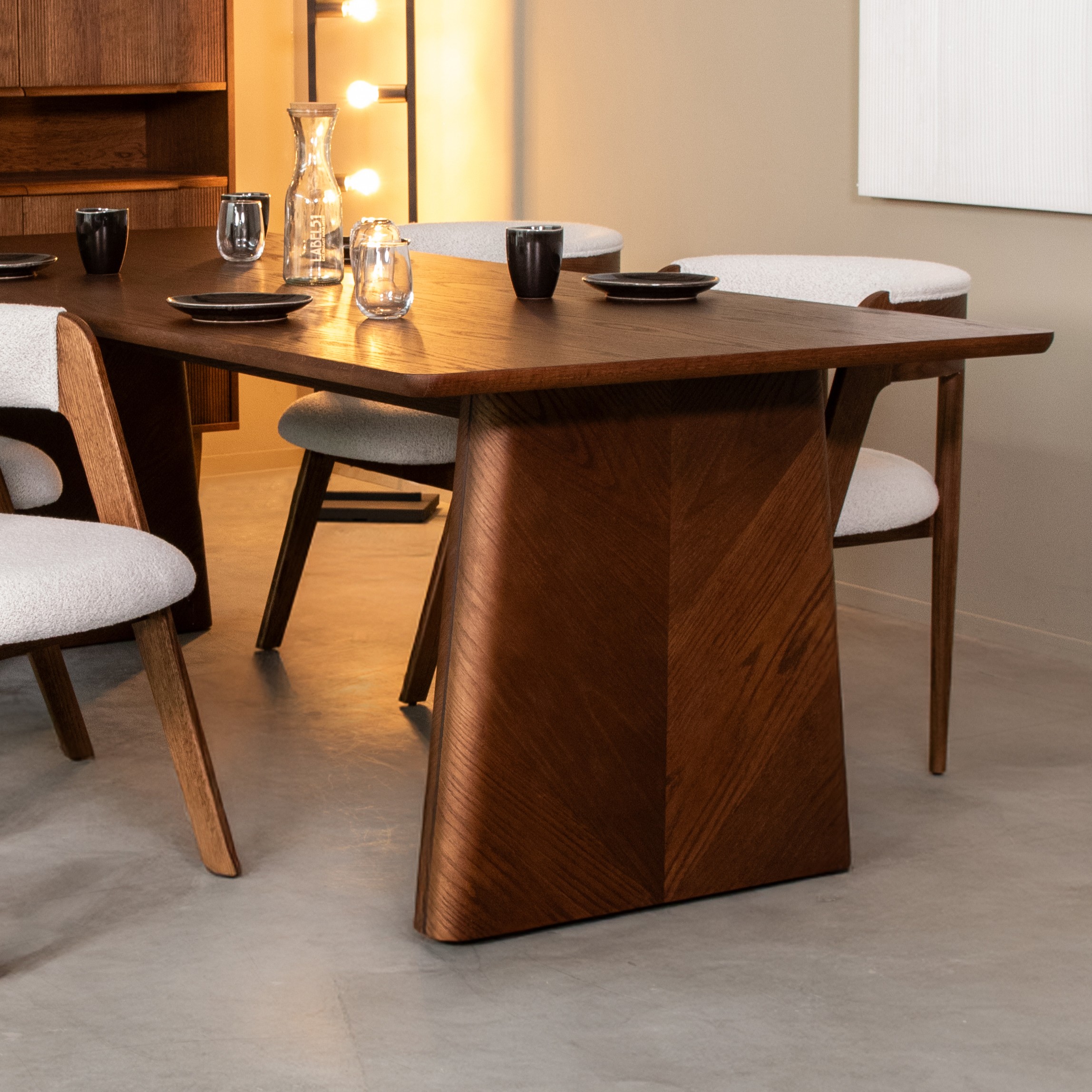 Esstische I_Jule - Rechteckig - Nussbaum - BRUIN - - Minimalistisch - LABEL51