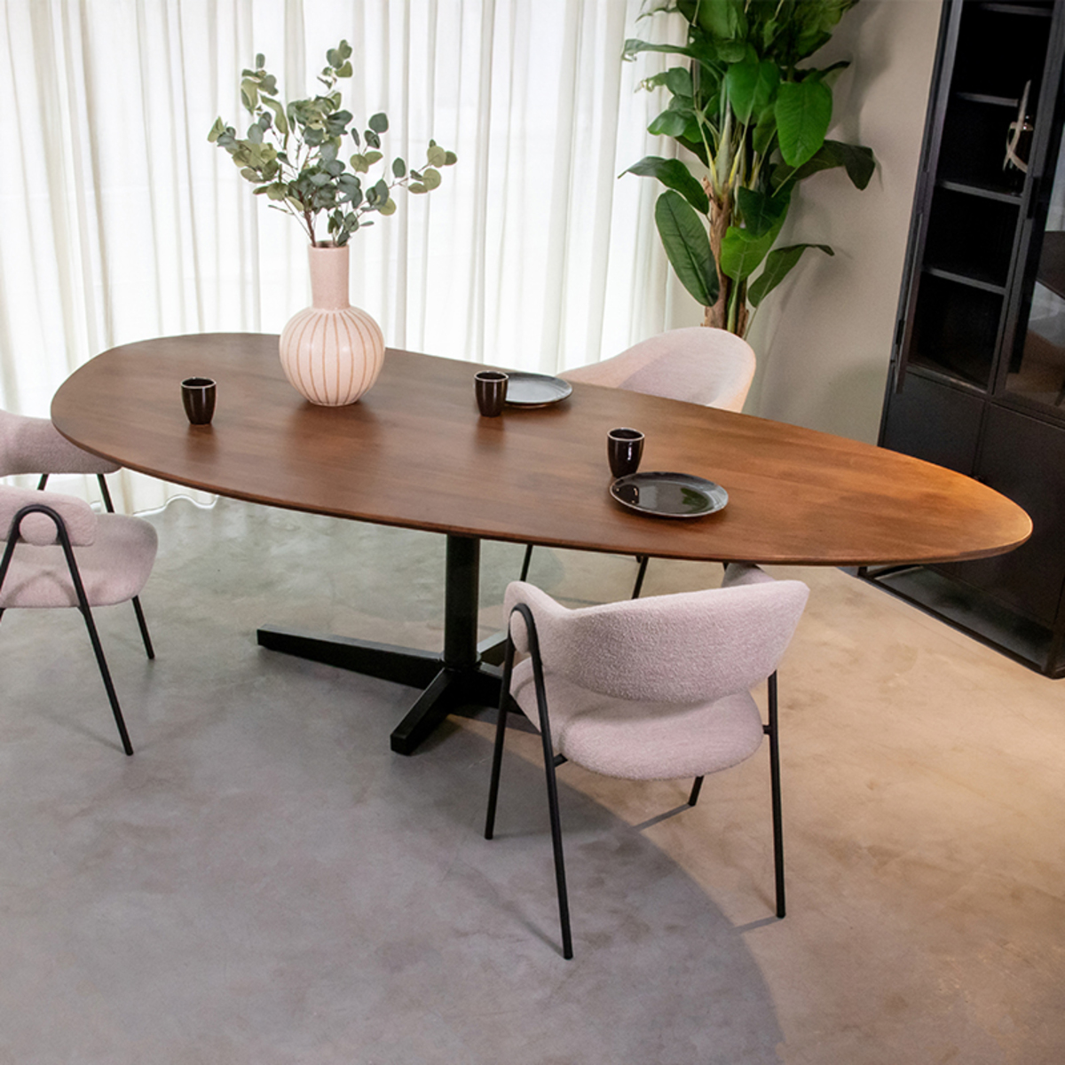 Esstische I_Rosie - Oval - Nature Smooth - Braun - Mangoholz - Ländlich - LABEL51