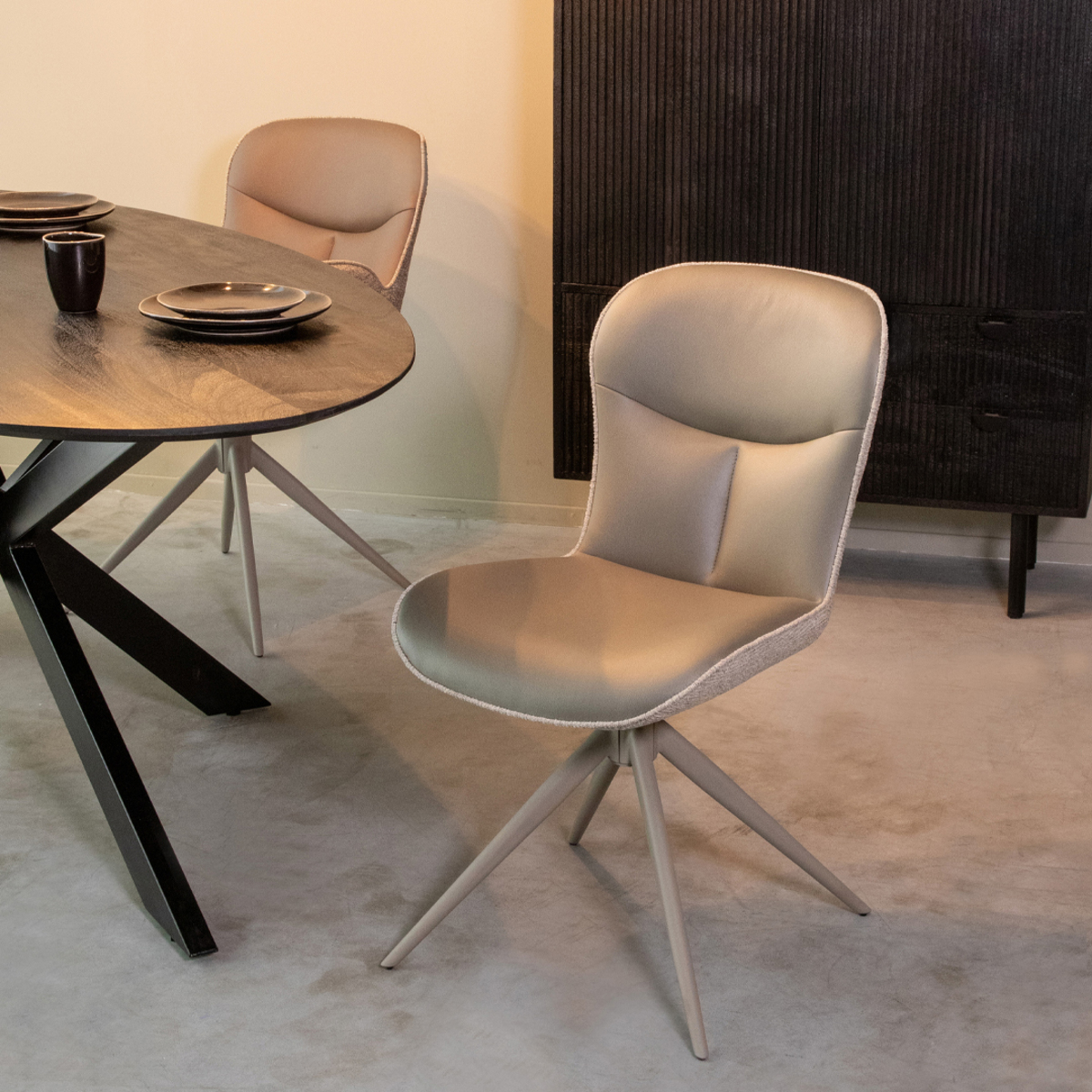 Esszimmerstühl I_Thorben - Drehbar - Ohne Armlehne - Wald - GROEN - Microvezel - Design - LABEL51