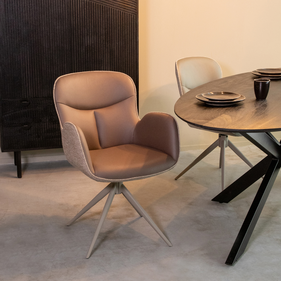 Esszimmerstühl I_Lasse - Armlehne - Braun - Microvezel - Design - LABEL51