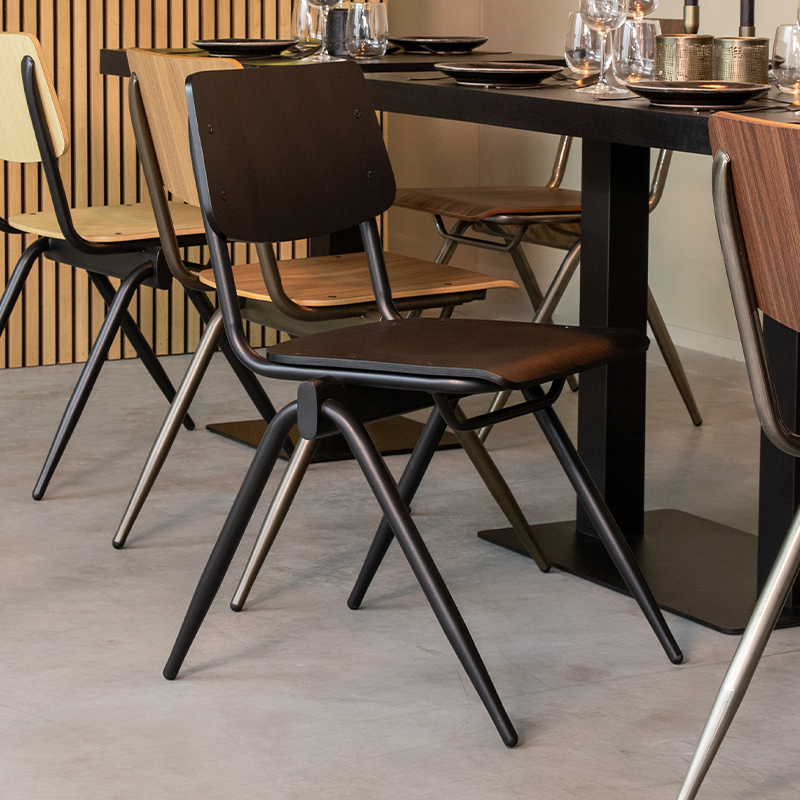 Esszimmerstühl I_Solid - Ohne Armlehne - Schwarz - Holz - Modern - LABEL51