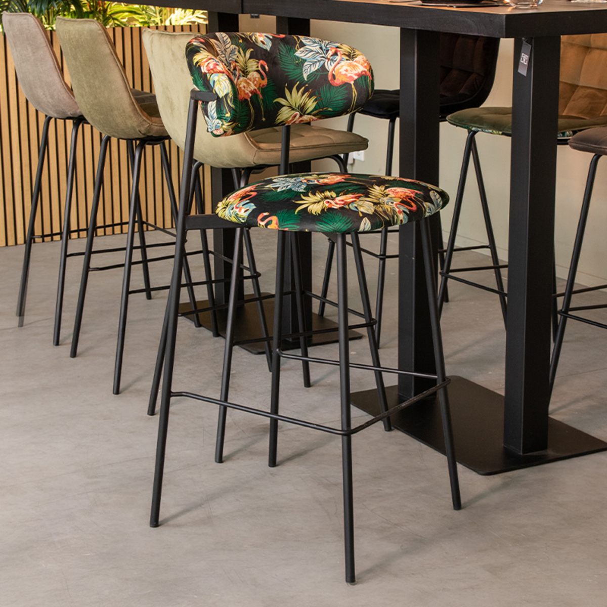 Esszimmerstühl I_Ferry - Ohne Armlehne - Printed Flamingo - Blau - Samt - Design - LABEL51